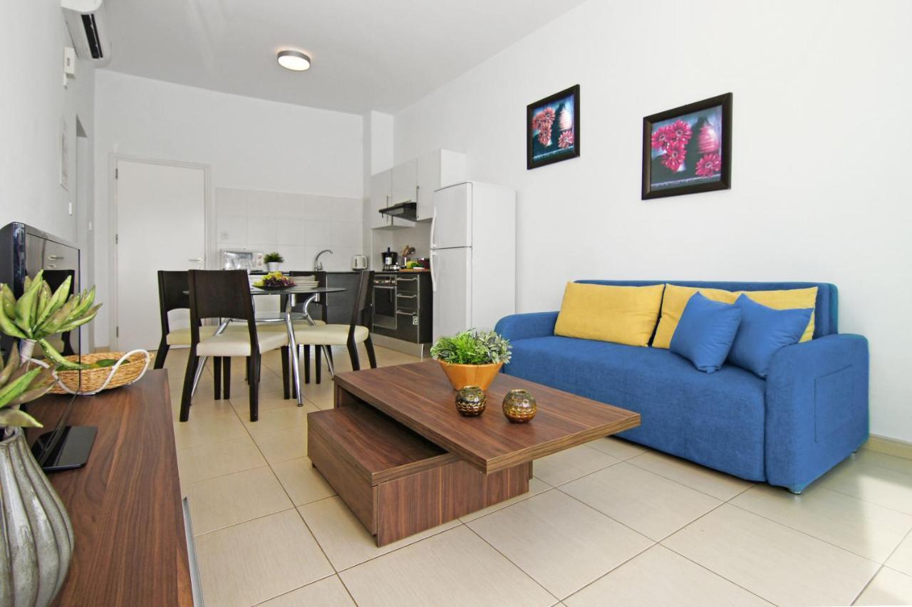 Diana - Coralli Beachfront Apartment Protaras Eksteriør billede