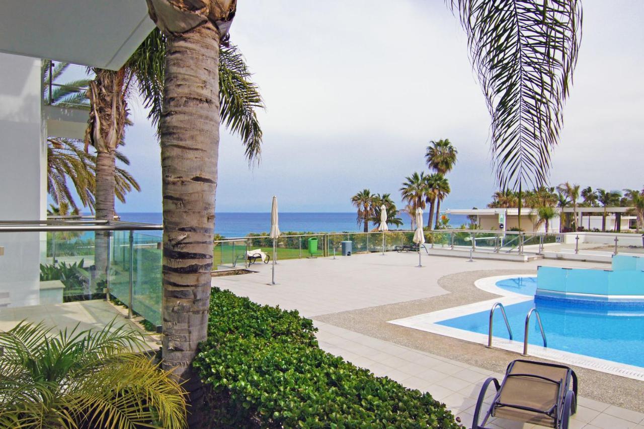 Diana - Coralli Beachfront Apartment Protaras Eksteriør billede