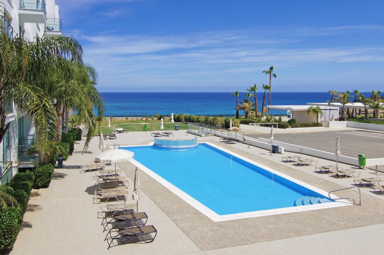 Diana - Coralli Beachfront Apartment Protaras Eksteriør billede
